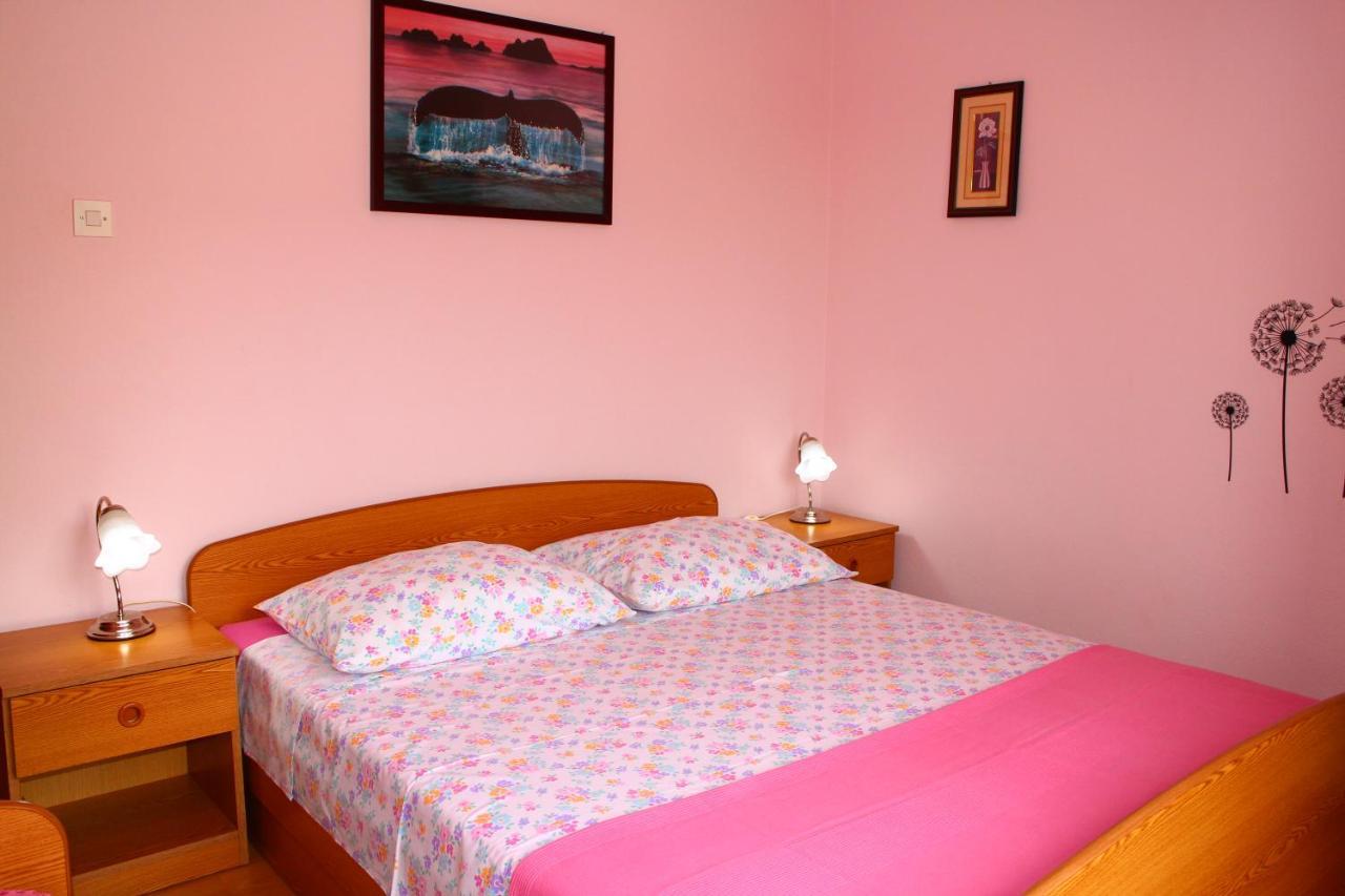 Apartment Teraferma Комижа Экстерьер фото