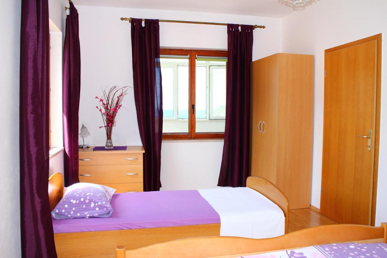 Apartment Teraferma Комижа Экстерьер фото